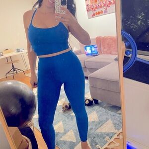 Beyond Yoga Electric Blue Bra and Legging Set
